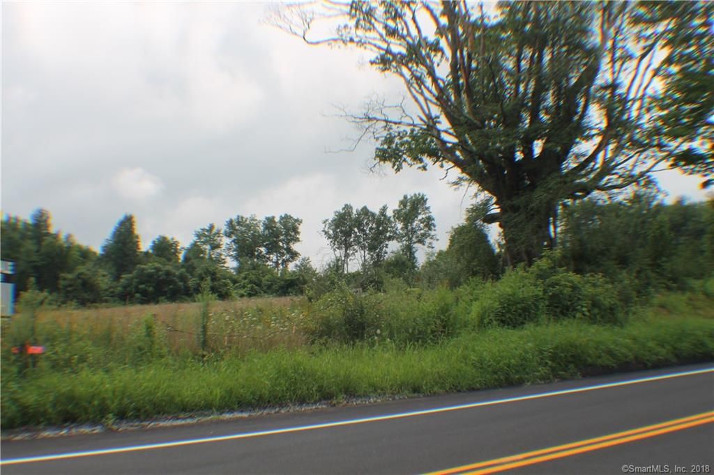 Mullen Rd: Mullen Rd, Enfield, CT 06082